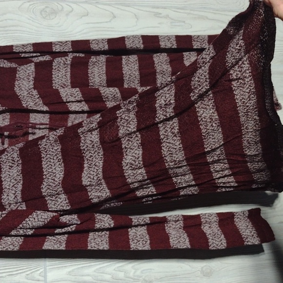 Open Front Hoodie/Sweater - Picture 3 of 14